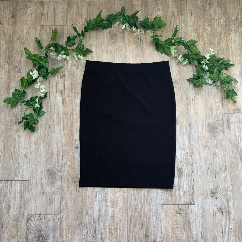 Pencil skirt